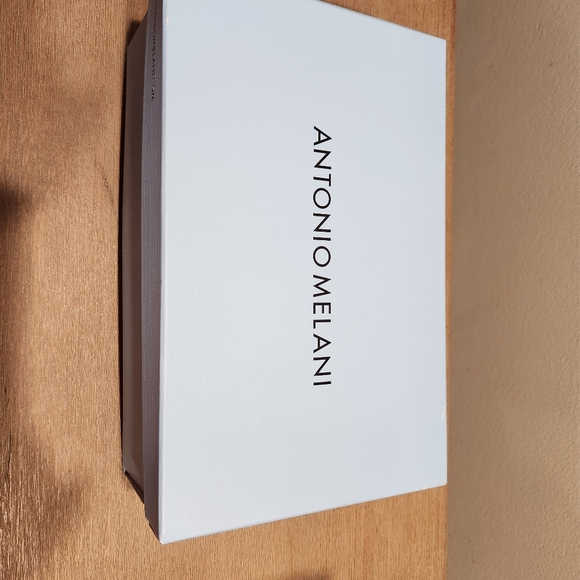 Antonio Melani Heels - Stunning in Sparkly Blue. - Picture 4 of 14